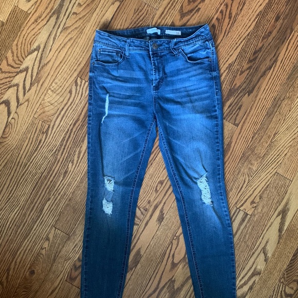 Kensie Mid-Rise distressed Skinny Jeans - Picture 7 of 11